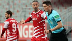 Danach wurde Maierhofer ein Fußball-Wandervogel. Im Januar 2021 heuerte er bei den Würzburger Kickers an, wo Magath qua seiner Position beim damaligen Hauptsponsor Flyeralarm ebenfalls wieder die Finger im Spiel hatte. Heute sind beide nicht mehr dort.
