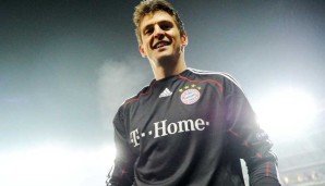 Hans Jörg Butt (Torwart, kam ablösefrei von Benfica Lissabon) – NOTE: 2.