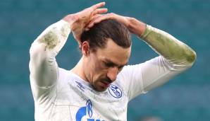 Am Donnerstag vermeldete Schalke, dass im Sommer mindestens zehn aktuelle Spieler den Klub verlassen werden. Die Verträge der langjährigen Leistungsträger Benjamin Stambouli und Bastian Oczipka enden mit dem Abstieg.