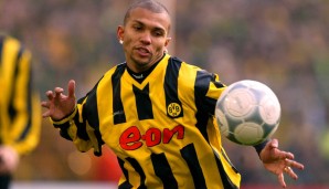 Saison 2001/02: Marcio Amoroso (Borussia Dortmund) beim 2:0 gegen den 1. FC Nürnberg am 28. Juli 2001.