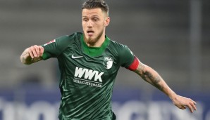 FC AUGSBURG - Kapitän: Jeffrey Gouweleeuw - Stellvertreter: offen. Der Niederländer bleibt Kapitän, so will es Trainer Markus Weinzierl, dem die bestehenden Hierarchien im Kader wichtig sind.