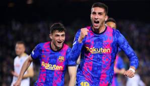 April 2022: Die spanische Sport berichtet erstmals von einem konkreten Interesse des FC Barcelona. Demnach würden die Katalanen die Vertragssituation um den Stürmer genau beobachten und auf ein Scheitern der Verhandlungen hoffen.