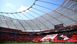 BAYER LEVERKUSEN - Stadion: BayArena (30.210 Zuschauer) | Preis Bier (0,5 l): 4,20 Euro | Preis Bratwurst: 3,30 Euro