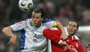 Daniel van Buyten | 2004 | für 3,8 Mio. Euro von Olympique Marseille | Der lange Belgier entwickelte sich beim HSV zu einem IV von Klasseformat. Gerne auch als Luftbrücke im Einsatz, wenn es galt, einen Rückstand aufzuholen. 2006 für 8 Mio. zu Bayern.
