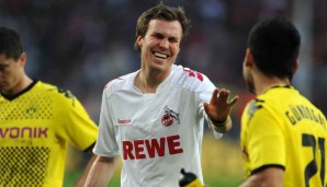 Kevin Großkreutz spielte zwar nie für den 1. FC Köln, trägt aber dennoch gerne rot-weiß: Beispielsweise nach einem Bundesligaspiel zwischen den beiden Klubs im Jahr 2012.