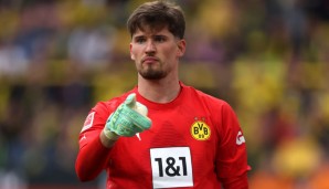 gregor-kobel-borussia-dortmund-2022-23-main-img