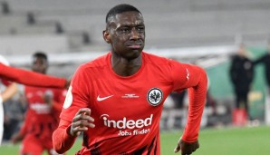 randal-kolo-muani-eintracht-frankfurt-2022-23-embed-img2