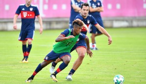 ... bevor er sich dann auch ins Getümmel stürzen konnte. Kingsley Coman ließ sich aber nicht aufhalten