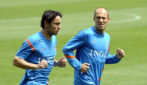 Mark van Bommel und Arjen Robben spielten gemeinsam für die Niederlande.