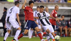 ABGÄNGE - WOO-YEONG JEONG: Wie der "kicker" berichtet, ist Mainz am offensiv flexibel einsetzbaren 19-Jährigen dran. Der Südkoreaner kam in dieser Saison 18 Mal in der zweiten Mannschaft und einmal in der Champions League zum Einsatz.