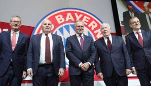 Jan-Christian Dreesen (r.), Finanzvorstand der Bayern, bestätigte einen neuen Umsatzrekord.