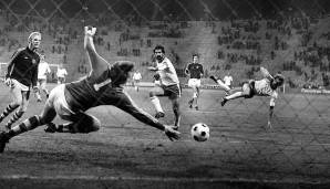 Platz 3 - UEFA Cup, 1. Runde Hinspiel (14. September 1977): FC Bayern – Mjondalen IF 8:0.