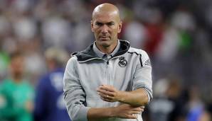 Zwar hinkt Zidane mit Real gerade spielerisch den eigenen Erwartungen hinterher, eine vorzeitige Trennung erscheint aktuell jedoch unwahrscheinlich. Zudem gäbe es in München eine Sprachbarriere: Zidane spricht nicht Deutsch und nur gebrochen Englisch.