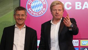 Herbert Hainer (l.) hofft auf die Jugens des FC Bayern.