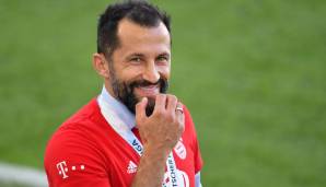 Hasan Salihamdzic bestätigte "gute Gespräche" mit Leroy Sane - und auch die Leihspieler bleiben bis zum Saisonende bei den Bayern.