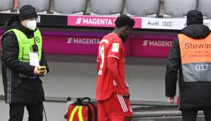 Alphonso Davies wurde gegen Stuttgart schon in der Anfangsphase des Feldes verwiesen.