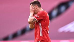Ein Super-GAU wäre für den Bayern-Trainer ein zusätzlicher Ausfall von Niklas Süle, der mit muskulären Problemen vorzeitig von der Nationalmannschaft abreiste und aktuell lediglich individuell trainiert.