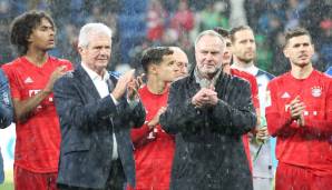 … oder seiner Solidarisierung mit Dietmar Hopp beim abgebrochenen Bundesligaspiel gegen die TSG Hoffenheim nach Schmähungen gegen den Mäzen. Zum Ausdruck gebracht haben die Fans ihren Unmut mit etlichen Bannern.