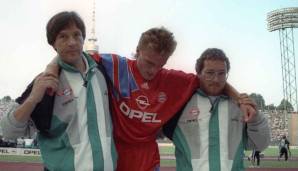 MANFRED BENDER kam von Unterhaching 1989 zu den Bayern. Nach drei Saisons war Schluss, für Mehmet Scholl wurde er zum KSC abgegeben. Vier Jahre später ging es zurück in seine Heimatstadt - aber diesmal zu den Blauen.
