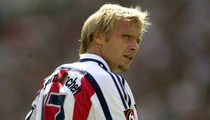 1997/98 - 2003/04: THORSTEN FINK (1997 - 2003 beim FC Bayern): Deutlich sparsamer als Ziege ging Fink mit den Rückennummern um, nachdem er sich 1997 dem FCB anschloss. Ehe er 2003 bei der zweiten Mannschaft auf die 6 wechselte, war es immer die 17.