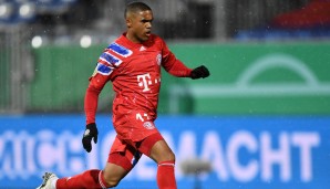 DOUGLAS COSTA (2020 ausgeliehen): Diesmal ganz ohne Glanzpunkte. Verletzte sich sogar schwer am Fuß und fiel lange aus. Note: 5.