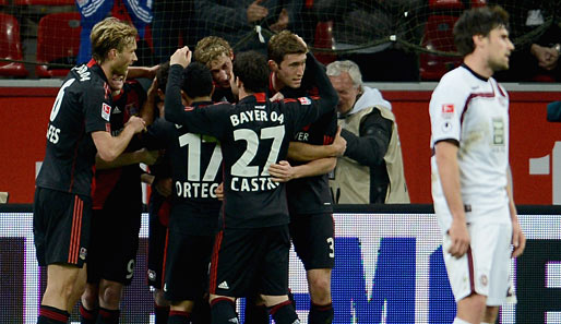 Bayer Leverkusen schießt den 1. FC Kaiserslautern in die Zweite Liga
