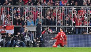 James Rodriguez: Veredelte die herausragende Leistung der Bayern in der ersten Halbzeit. Leitete seinen Treffer zum 2:0 selbst ein und bereitete die Treffer von Müller und Ribery mit starken Pässen direkt vor. LigaInsider-Note: 1.