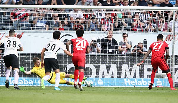 Eintracht Frankfurt - Hertha BSC 3:0: Berlin minimalistisch zum Dreier.