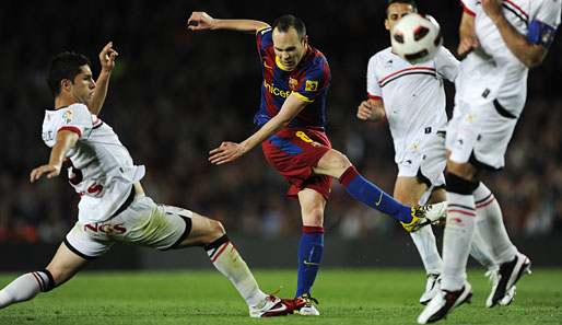 Andres Iniesta fehlt dem FC Barcelona im Halbfinal-Hinspiel der Champions League gegen Real Madrid