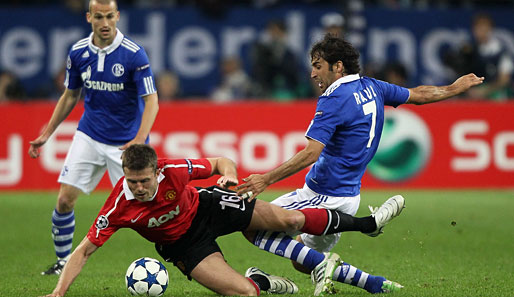 Im Hinspiel musste sich Schalke Manchester United mit 0:2 geschlagen geben