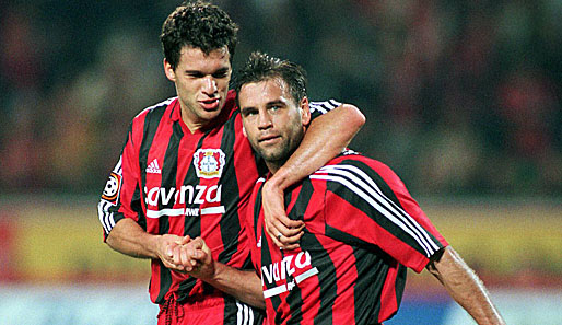 Michael Ballack und Ulf Kirsten (v.l.n.r.) spielten von 1999 bis 2002 gemeinsam bei Bayer Leverkusen