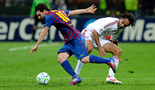 Kann Messi (l.) Alessandro Nesta im Camp Nou entwischen? Ein Tor wäre Nummer 50 in der CL