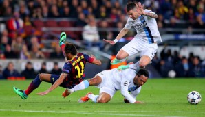 Manchester City versuchte, Barcelona mit der nötigen Härte beizukommen