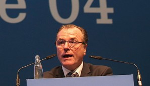 Clemens Tönnies nimmt den FC Schalke in die Pflicht