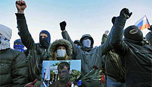 Spartak-Fans protestieren nach dem Tod von Egor Sviridov im Dezember 2010