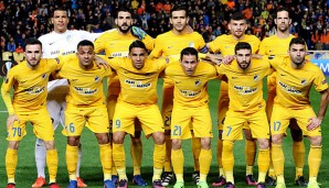 APOEL Nikosia sicherte mit dem 2:0-Sieg gegen Slavia Prag eine gute Position für das Rückspiel