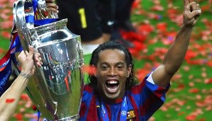 RONALDINHO: Die Westfalen wollten 2001 tatsächlich Ronaldinho nach Dortmund lotsen. Damals kamen auch Tomas Rosicky, Jan Koller und Marcio Amoroso für mehr als 50 Millionen Euro - der Brasilianer wäre günstiger gewesen.