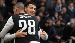 In der Liga liefert sich Juventus einen spannenden Zweikampf mit Inter. Nach zwei Punktverlusten in Folge gab es mit einem 3:1-Sieg gegen Udinese am Wochenende wieder ein Ausrufezeichen. Doppelt genetzt hat dabei CL-Experte Ronaldo.