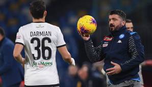 Kurz nachdem Napoli das CL-Achtelfinale erreicht hat, trennte sich der Klub von Ancelotti. Es soll Differenzen zwischen Trainer und Mannschaft gegeben haben. Das erste Spiel unter Nachfolger Gattuso ging gegen Parma mit 1:2 verloren.