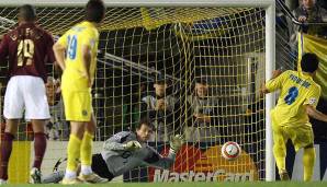 Villarreal bekam in der 89. Minute beim Stand von 0:0 einen Elfmeter zugesprochen. Riquelme scheiterte jedoch an Jens Lehmann und der Traum war ausgeträumt.