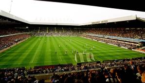 ST. JAMES PARK (Newcastle): Heute ist das Stadion der Magpies vor allem für seine zwei überdimensionalen Tribünen bekannt, damals war der Ausbau noch nicht so weit vorangeschritten.