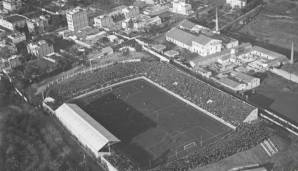 FC BARCELONA: Vor 1957 spielte Barca tatsächlich nicht im Camp Nou, sondern im Camp de Les Cortes. Die 60.000 Plätze waren den Katalanen aber nicht genug, deswegen musste ein größerer Tempel für Fußball her.