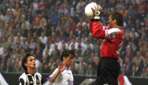 BODO ILLGNER (Saison 1997/98 mit Real Madrid): Der Weltmeistertorhüter (1990) gewann den Henkelpott mit den Königlichen durch einen knappen 1:0-Erfolg gegen Juventus Turin in Amsterdam. Unter Trainer Jupp Heynckes war er damals gesetzt.
