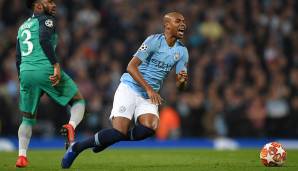 Fernandinho: Ab der 63. Minute für David Silva im Spiel. Sollte Stabilität und einen zweiten defensiv denkenden Kopf im Mittelfeld bringen. Setzte sich gleich mit mehreren guten Zweikämpfen in Szene. Note: 3.