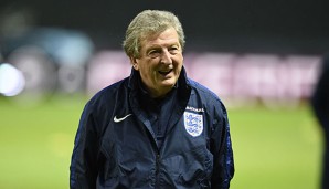 Laut FA wird Roy Hodgson Linksverteidiger Danny Rose von dem Tottenham Hotspur zum Debüt verhelfen