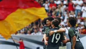 Joachim Löw hat den vorläufigen Kader der Deutschen Nationalmannschaft für die Fußball-Weltmeisterschaft bekanntgegeben.