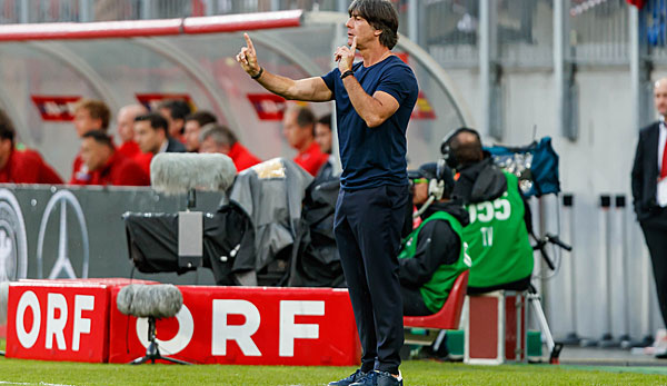 Joachim Löw hat die Leistung des DFB-Teams gegen Österreich scharf kritisiert.