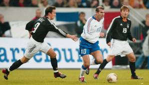 Vor allem Zinedine Zidane spielte beim 3:0-Sieg Frankreichs auf Schalke groß auf. Für die Tore sorgten mit Thierry Henry und David Trezeguet (2x) jedoch andere.