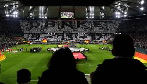 Die Fans des DFB-Teams haben sich vor dem Länderspiel gegen Serbien bei den drei Bayern-Profis bedankt.