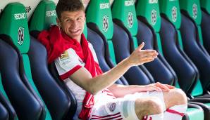 Thomas Müller kam bei allen Länderspielen seit der WM zum Einsatz - jedoch zumeist nur von der Bank. Es zeichnete sich bereits ab, wer ihn auf der rechten Außenbahn sowie als Halbstürmer ersetzen könnte.